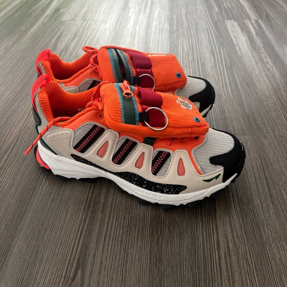 Adidas superturf adventure NEW